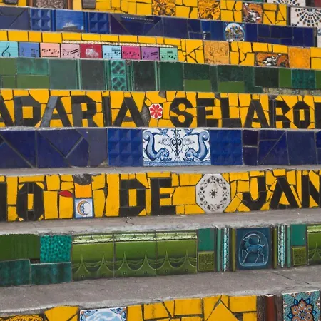 Seja bem-vindo à vibrante Lapa !-3